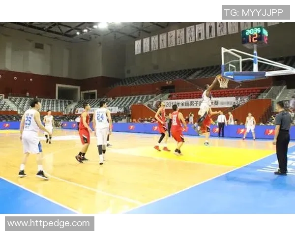 福建闪电迎战广西威壮争夺赛季关键三分全力以赴展现实力